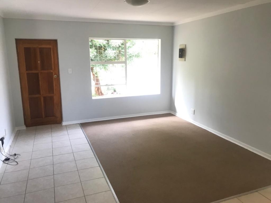 To Let 2 Bedroom Property for Rent in Langenhovenpark Free State